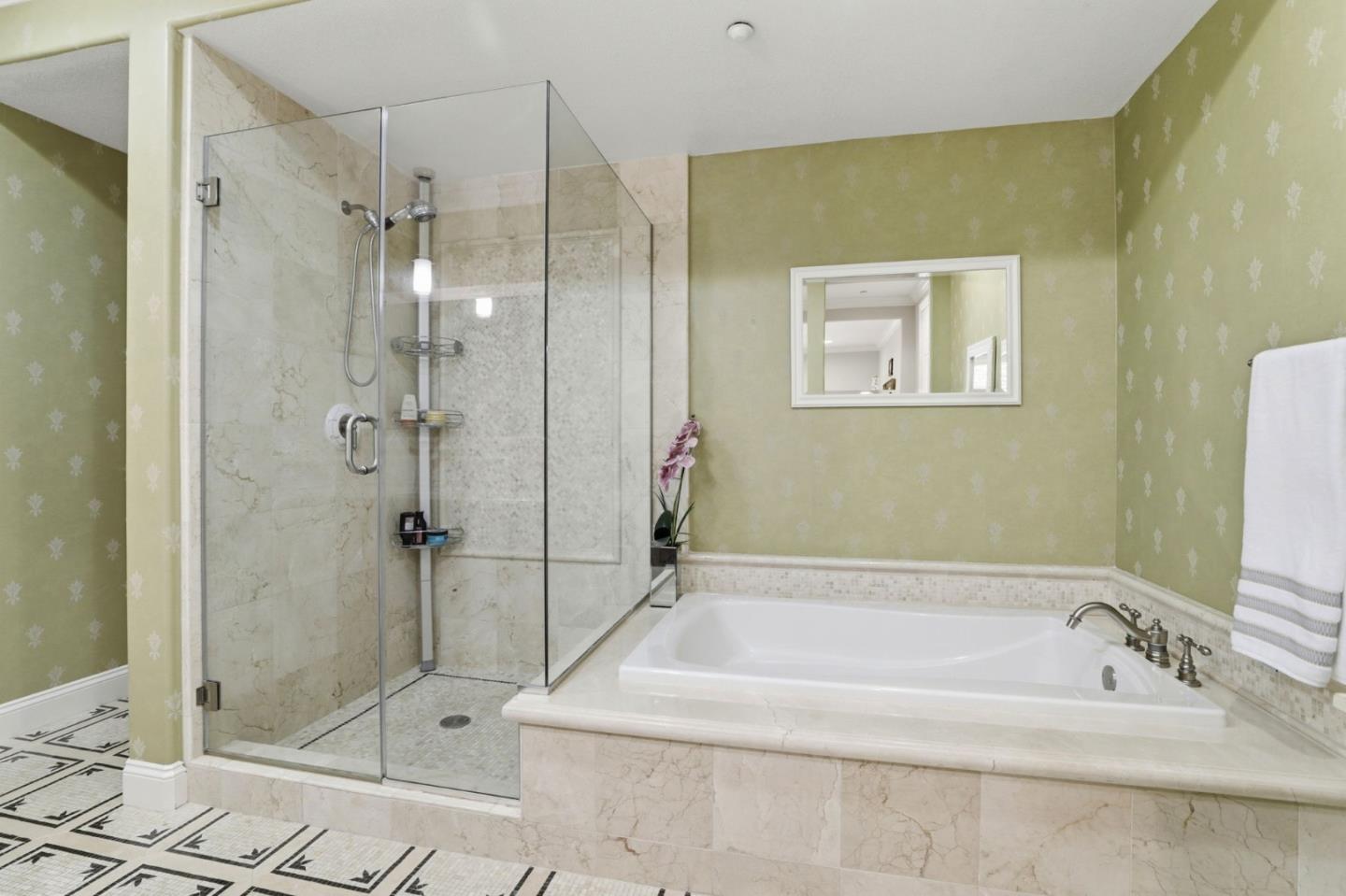 Photo #16: ML82047869 Listing: Photo #16