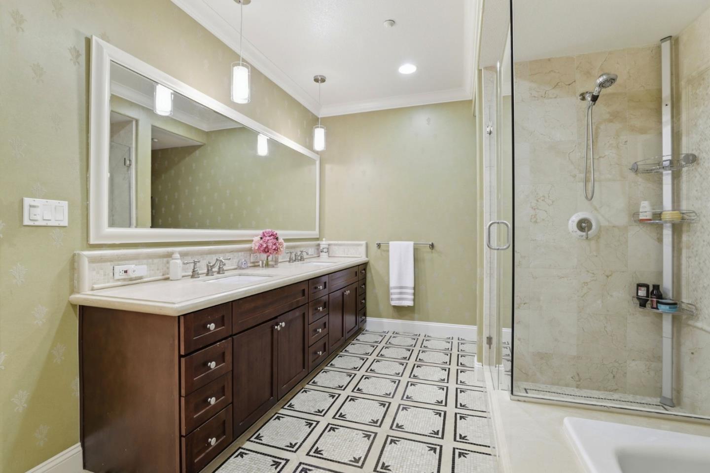 Photo #17: ML82047869 Listing: Photo #17