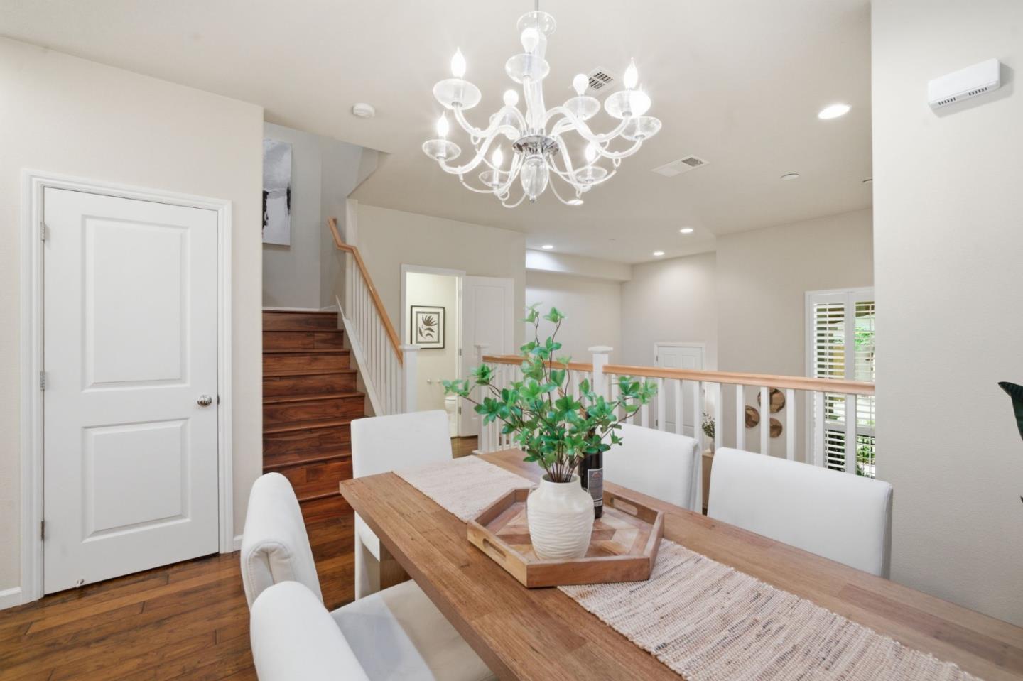 Photo #10: ML82047878 Listing: Photo #10