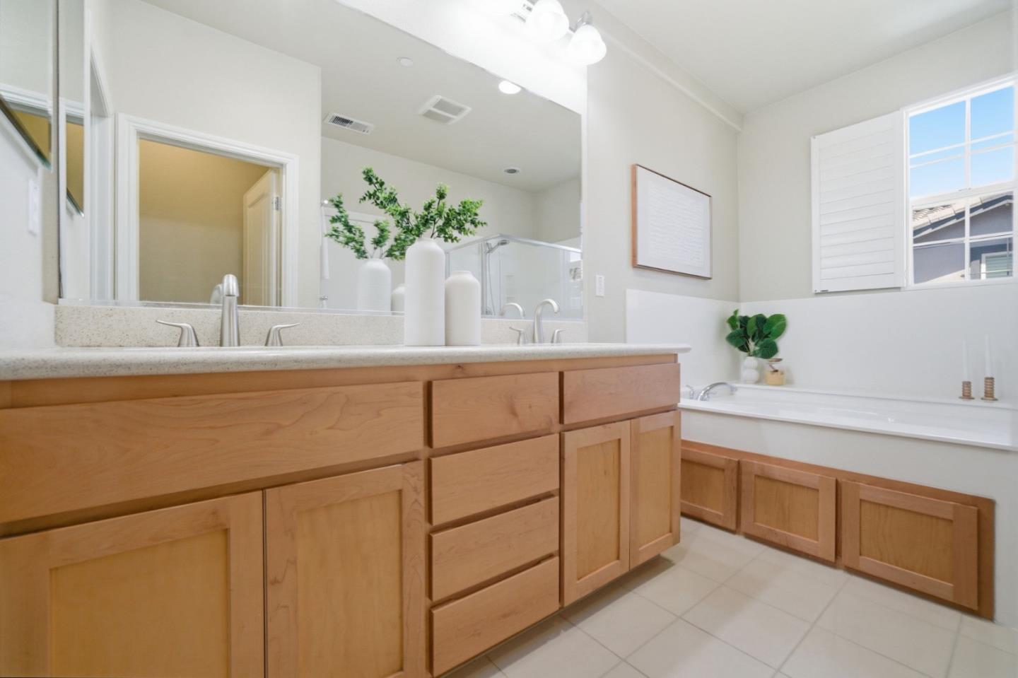 Photo #27: ML82047878 Listing: Photo #27