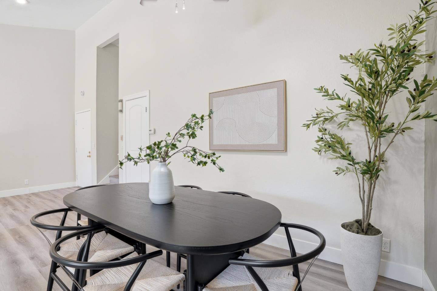 Photo #10: ML82047893 Listing: Photo #10