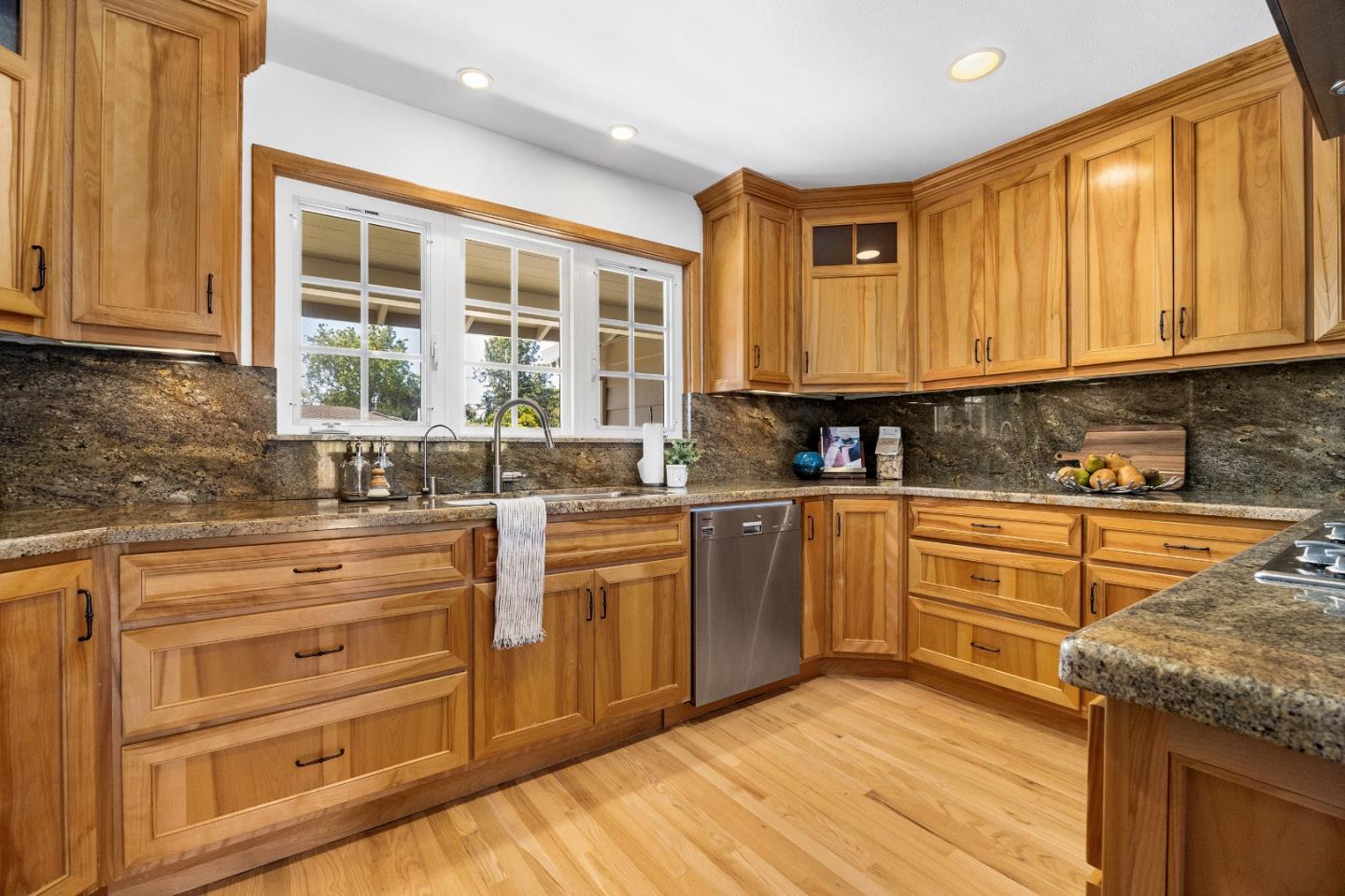 2 Ortalon AVE, SantaCruz, CA 95060, Photo 4