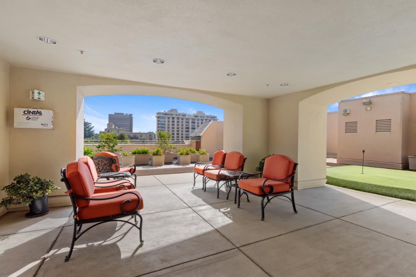 Photo #7: ML82047899 Listing: Photo #7