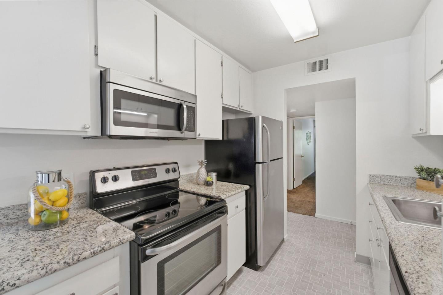 Photo #5: ML82047900 Listing: Photo #5