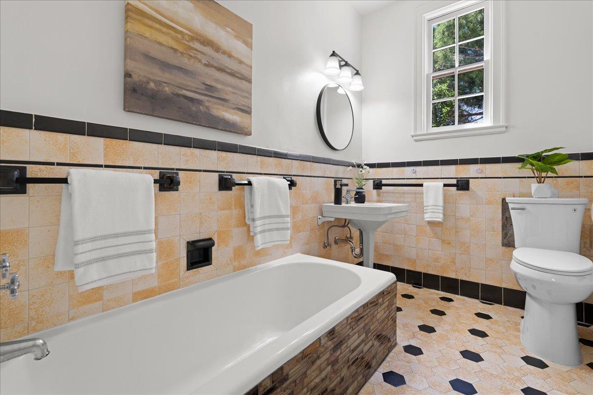 Photo #23: ML82047906 Listing: Photo #23