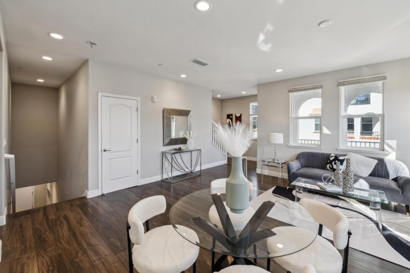 Photo #3: ML82047913 Listing: Photo #3