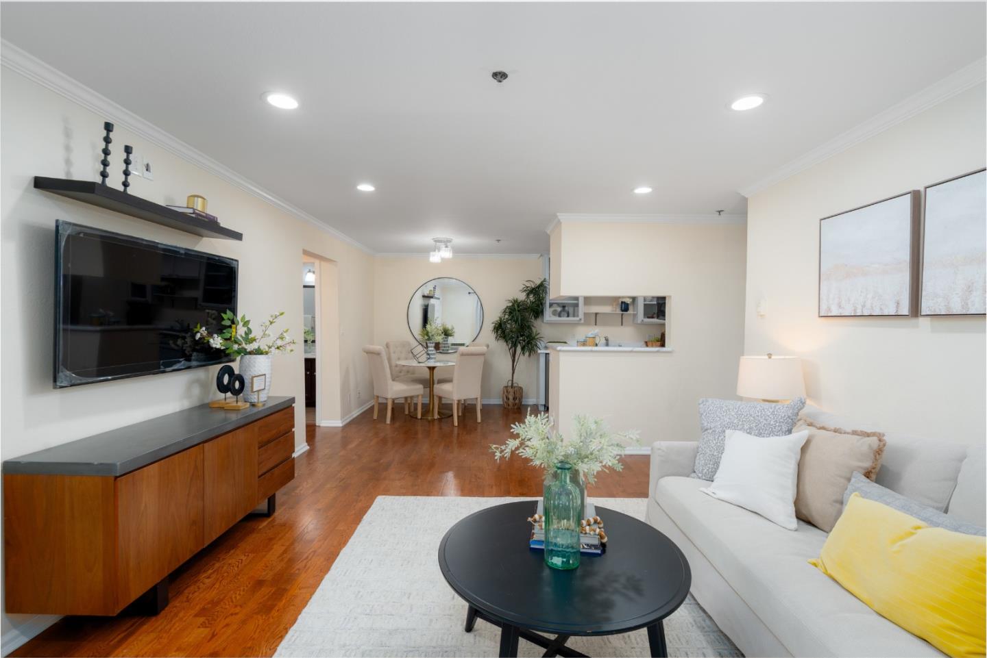 Photo #5: ML82047931 Listing: Photo #5
