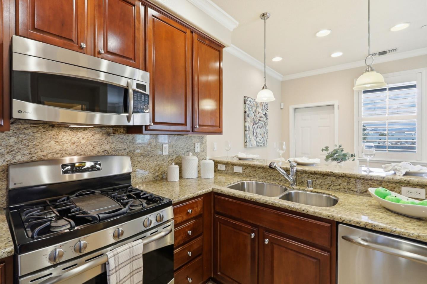Photo #10: ML82047933 Listing: Photo #10