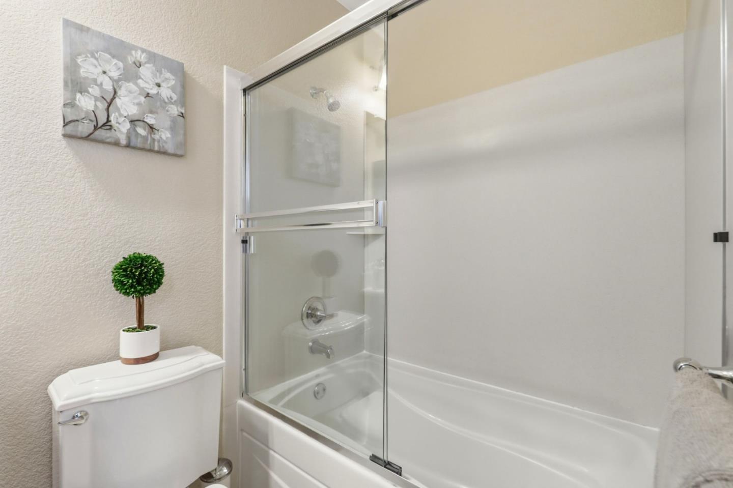 Photo #24: ML82047933 Listing: Photo #24