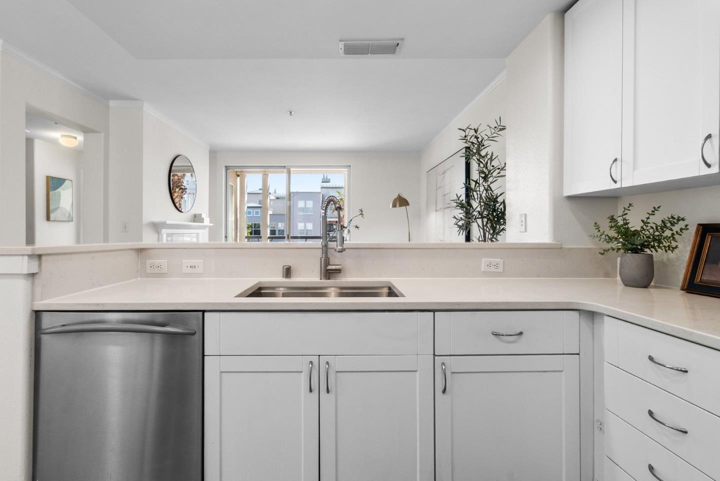 Photo #17: ML82047953 Listing: Photo #17