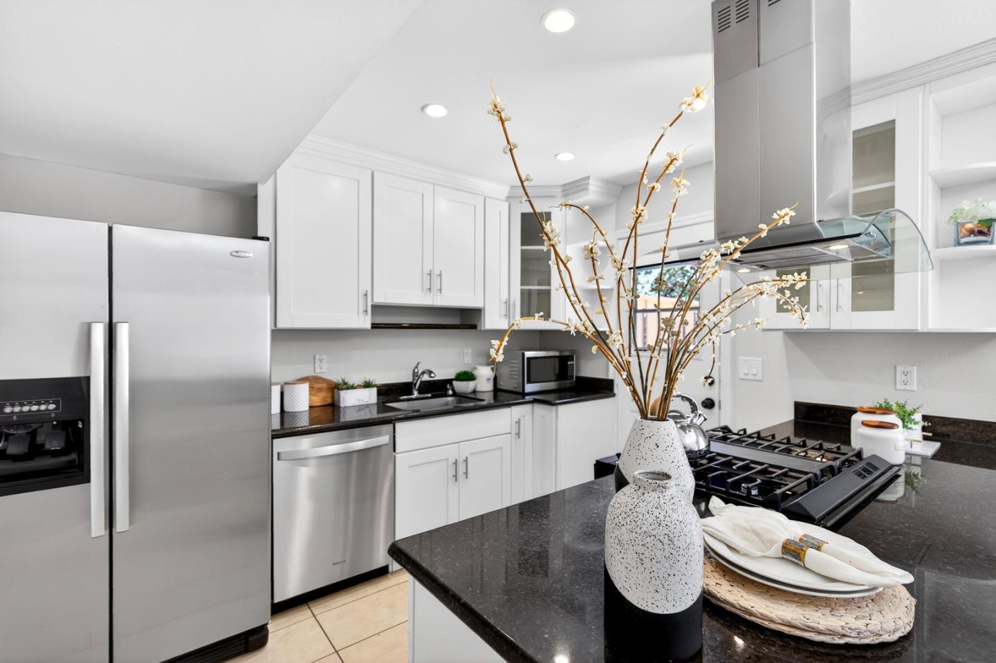 Photo #8: ML82047978 Listing: Photo #8