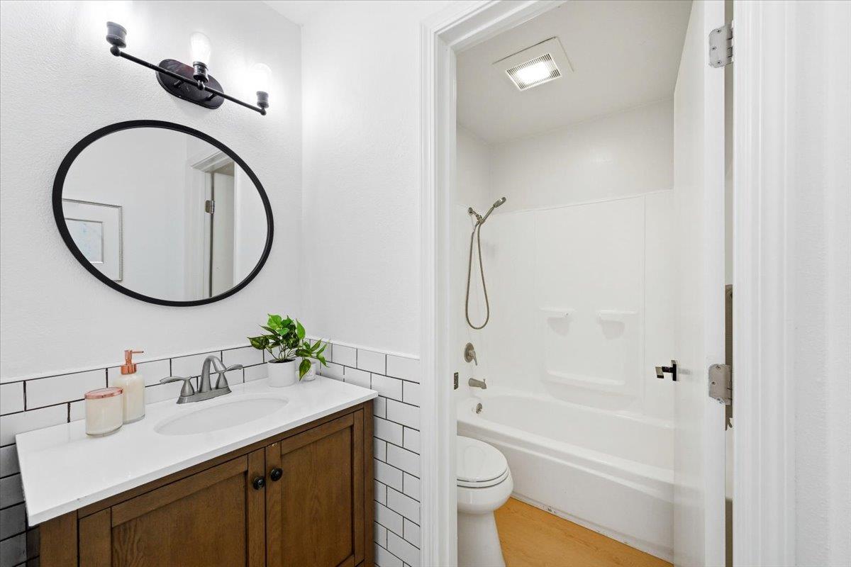 Photo #24: ML82047986 Listing: Photo #24