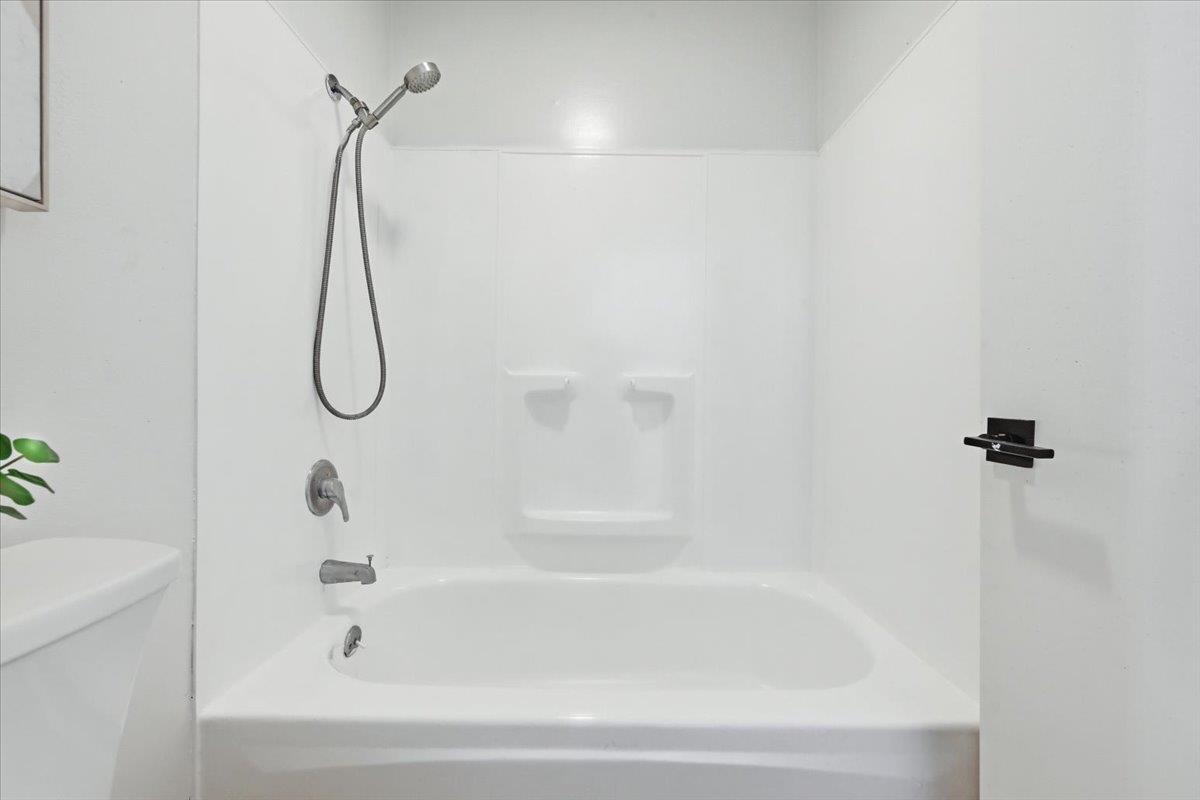 Photo #25: ML82047986 Listing: Photo #25