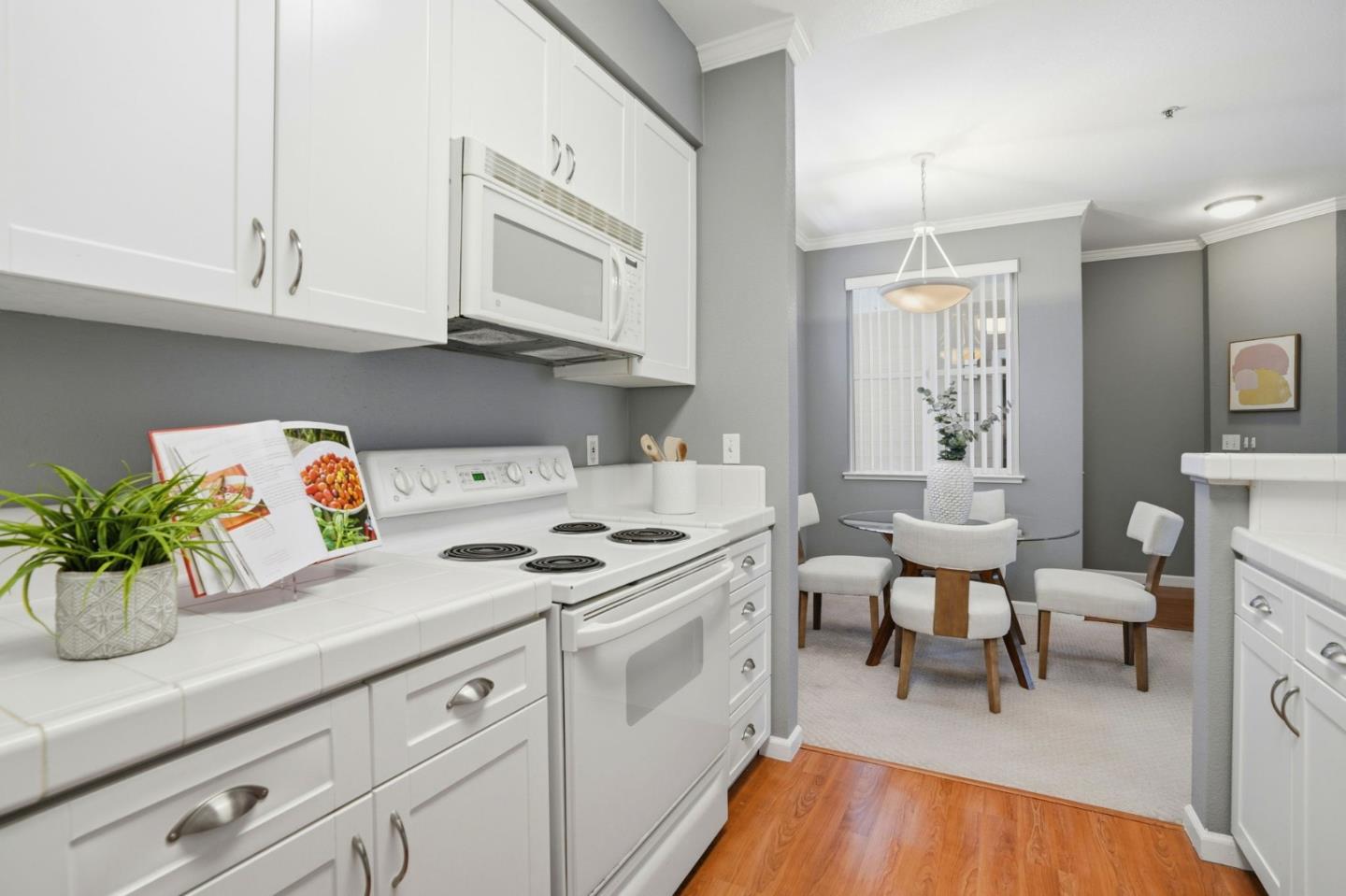Photo #12: ML82047992 Listing: Photo #12