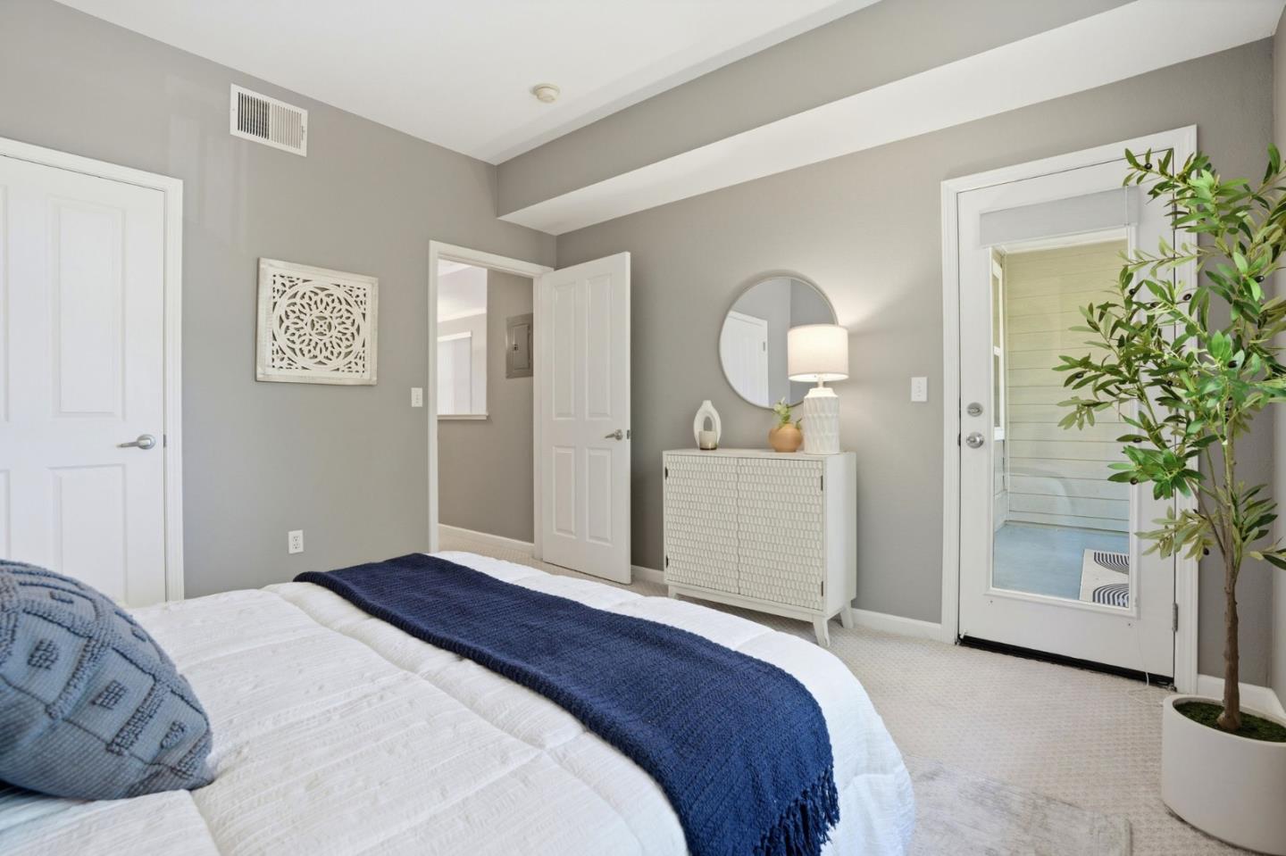 Photo #16: ML82047992 Listing: Photo #16