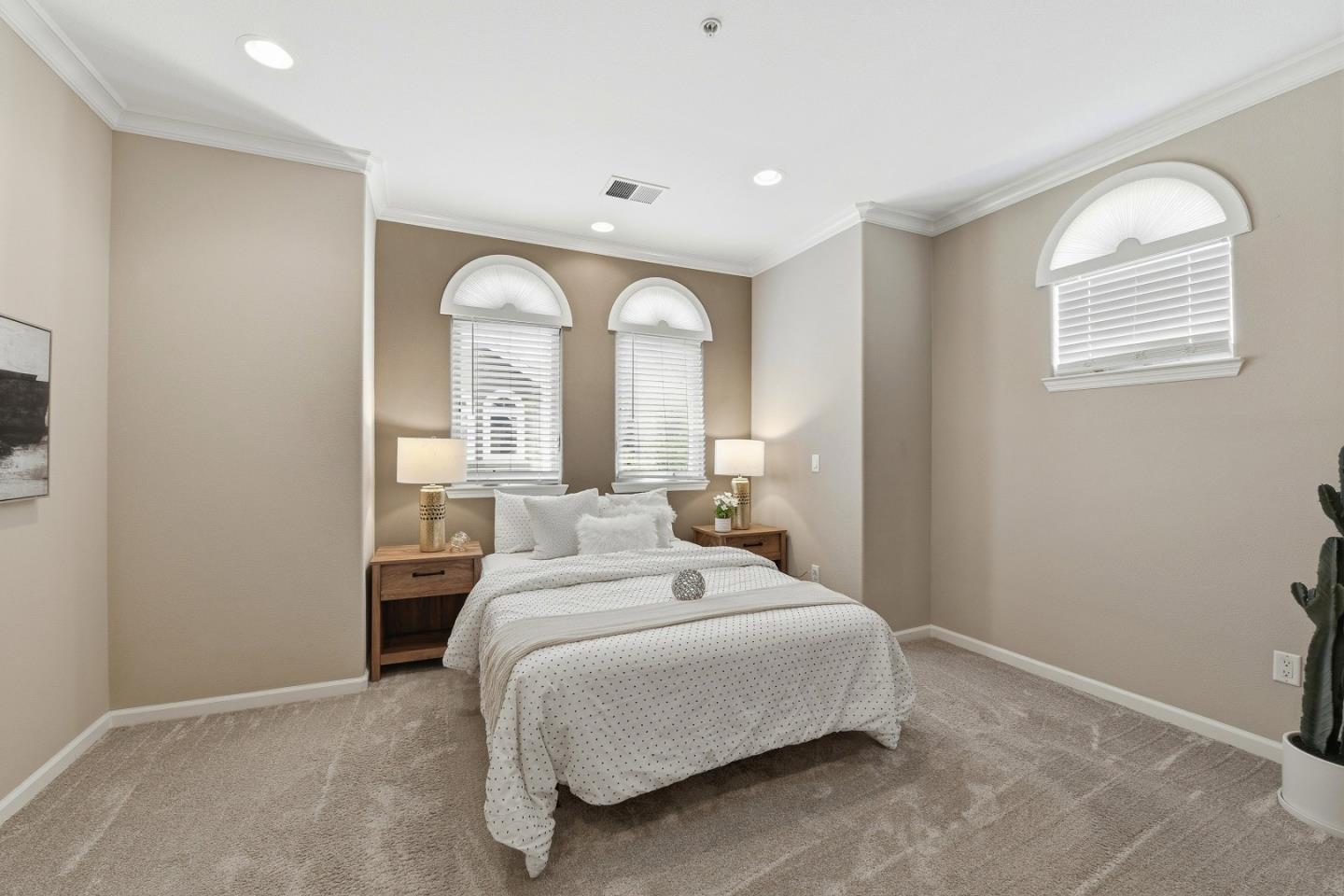 Photo #27: ML82048067 Listing: Photo #27