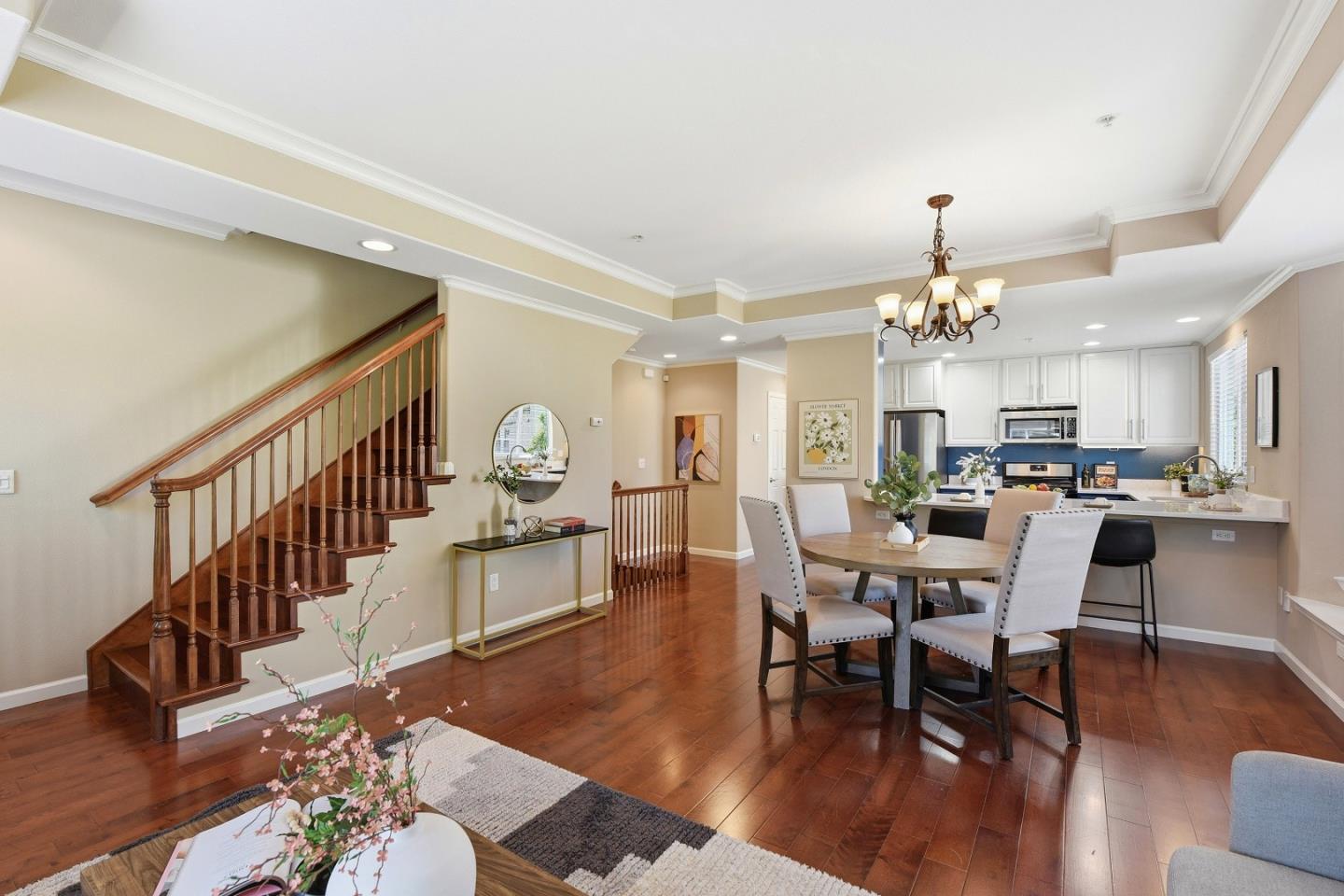 Photo #8: ML82048067 Listing: Photo #8