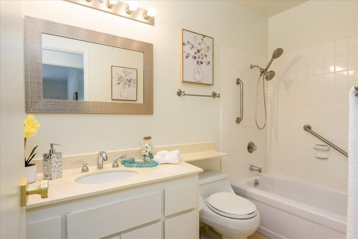 Photo #16: ML82048068 Listing: Photo #16