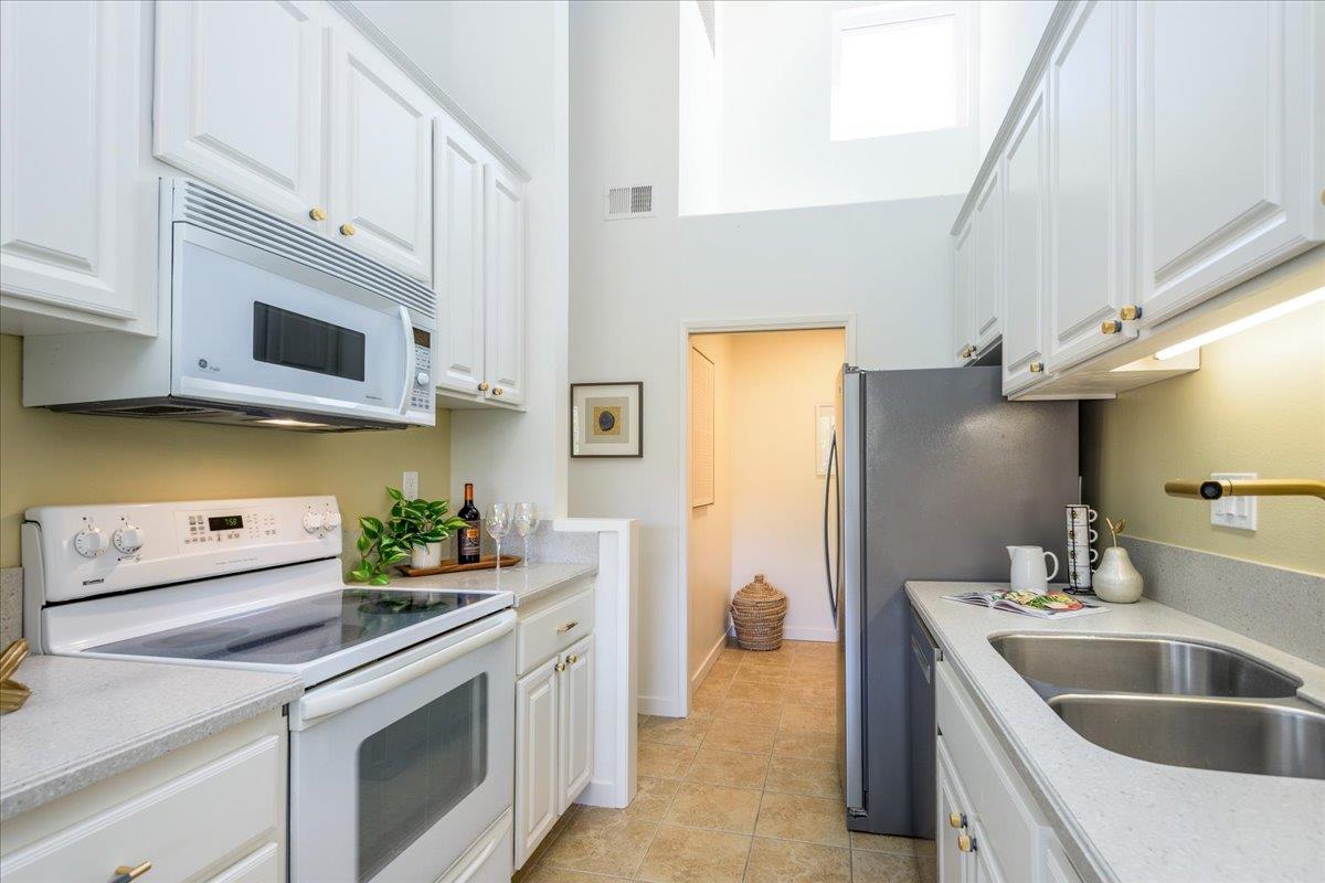 Photo #7: ML82048068 Listing: Photo #7