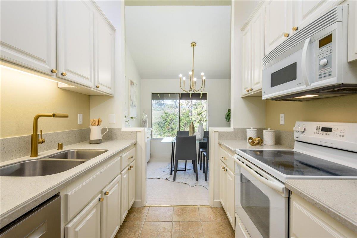 Photo #8: ML82048068 Listing: Photo #8