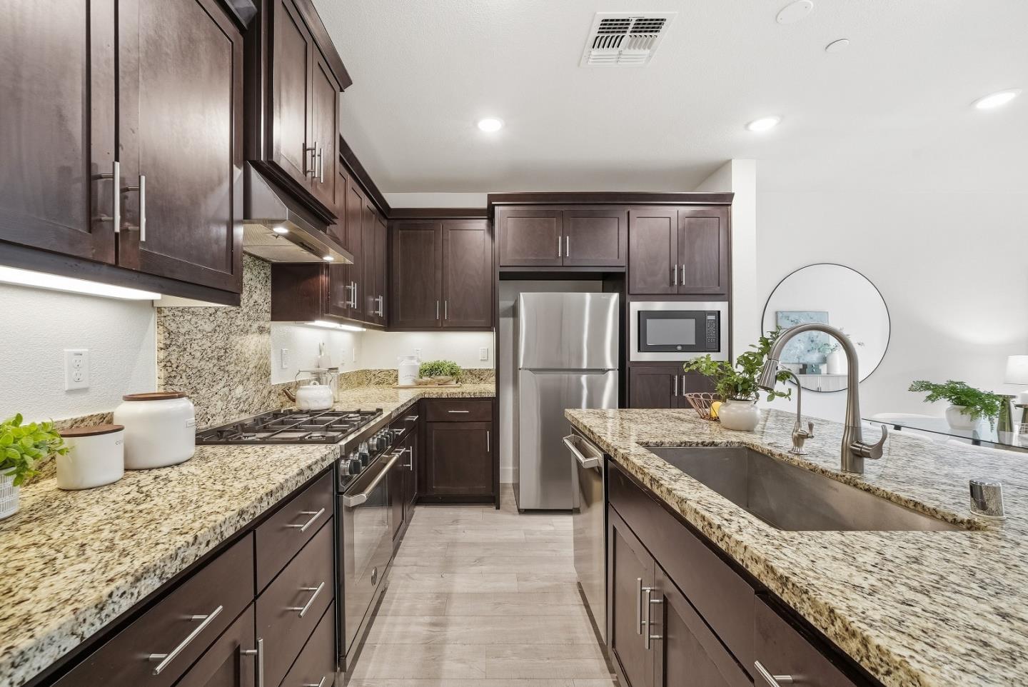 Photo #8: ML82048070 Listing: Photo #8