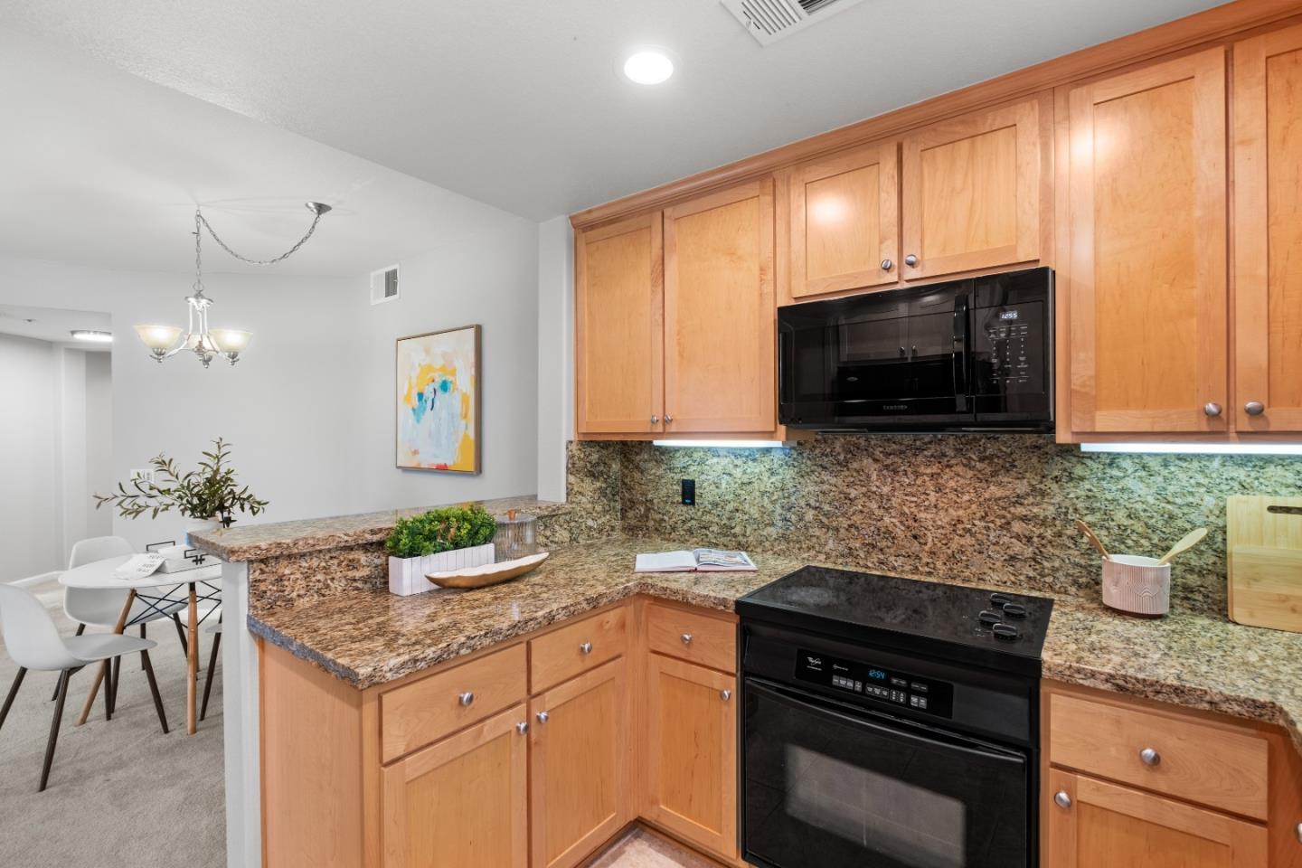 Photo #12: ML82048072 Listing: Photo #12