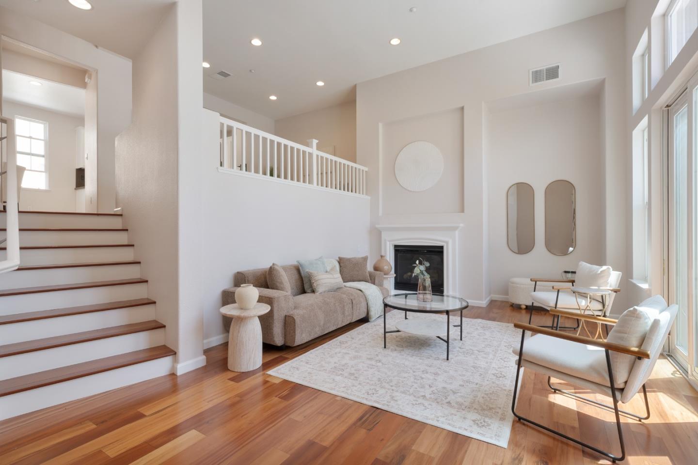 Photo #2: ML82048097 Listing: Photo #2