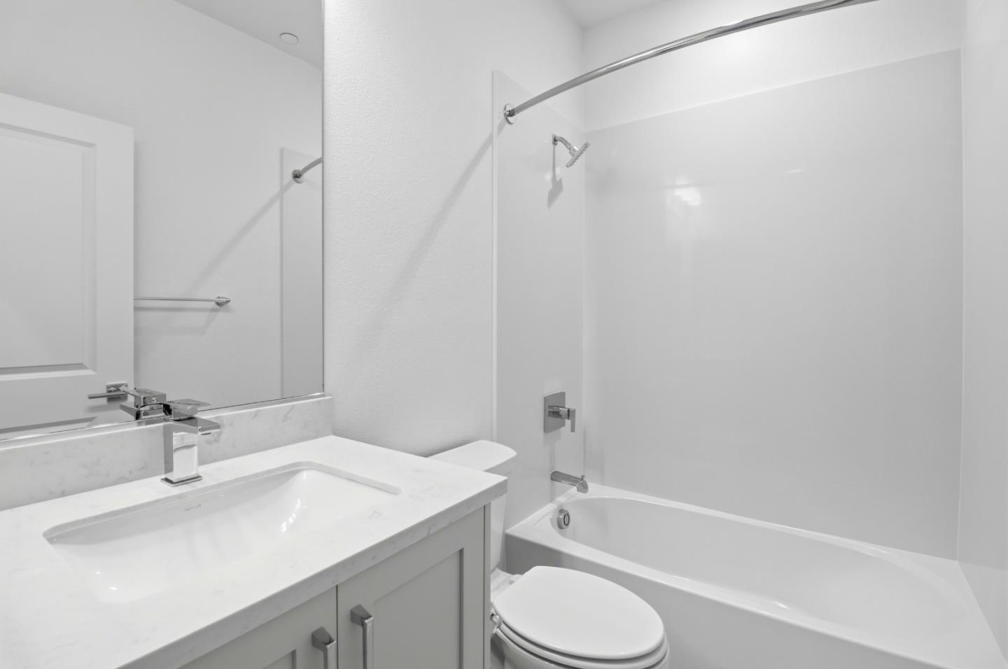 Photo #18: ML82048099 Listing: Photo #18
