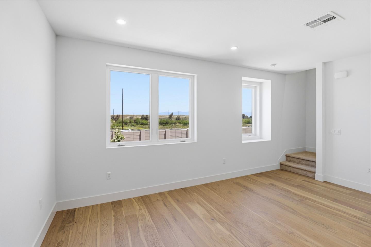 Photo #3: ML82048099 Listing: Photo #3