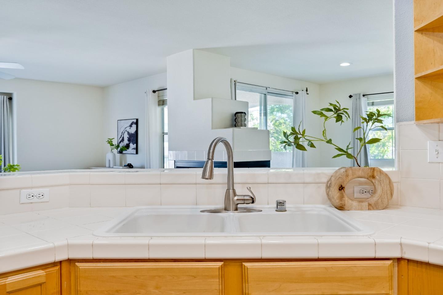 Photo #8: ML82048125 Listing: Photo #8