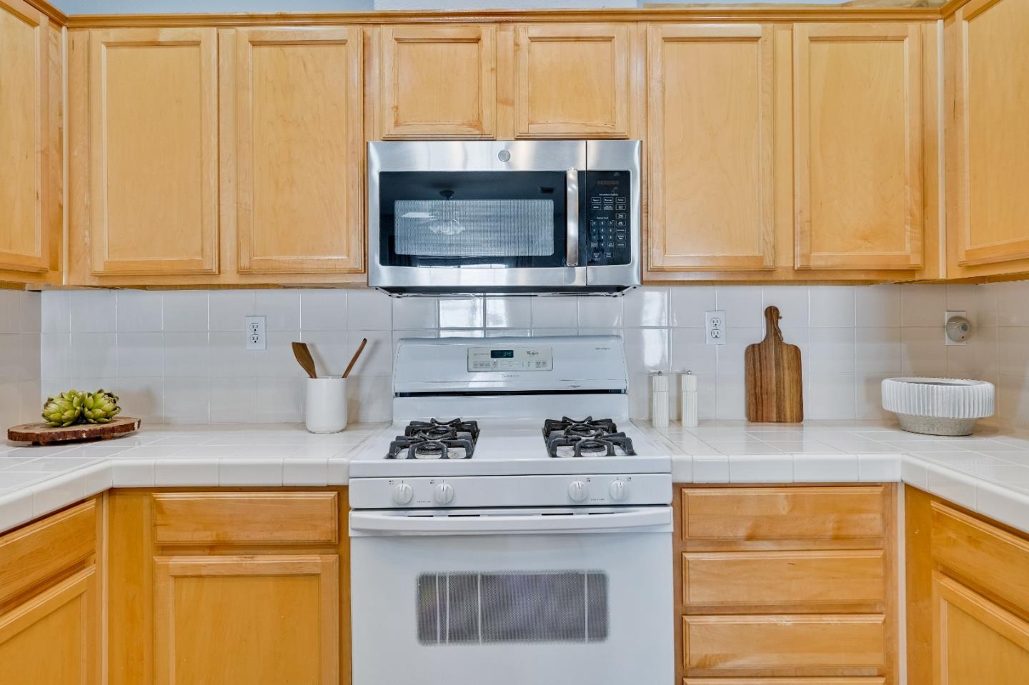 Photo #9: ML82048125 Listing: Photo #9
