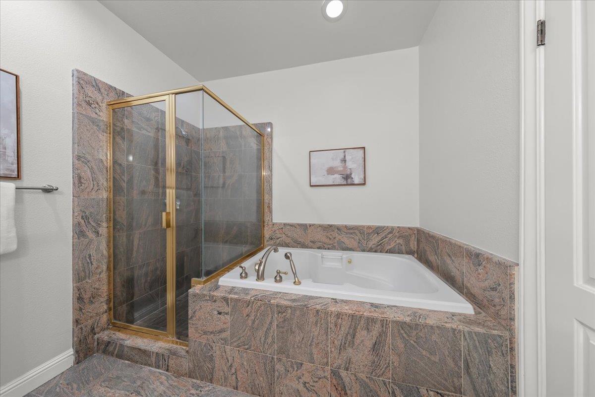 Photo #20: ML82048130 Listing: Photo #20