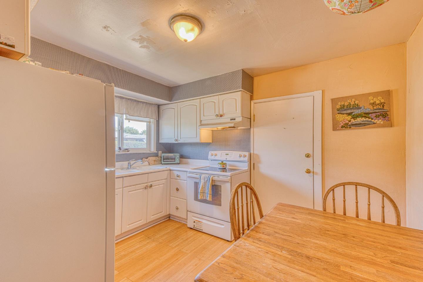 1833 Waring ST, Seaside, CA 93955, Photo 6