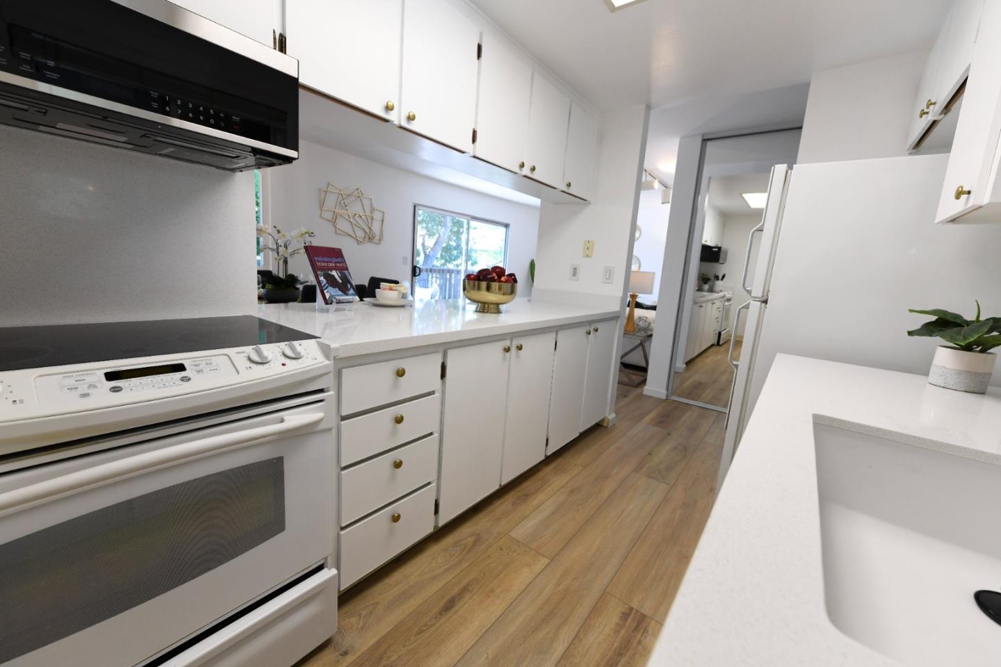 Photo #7: ML82048136 Listing: Photo #7