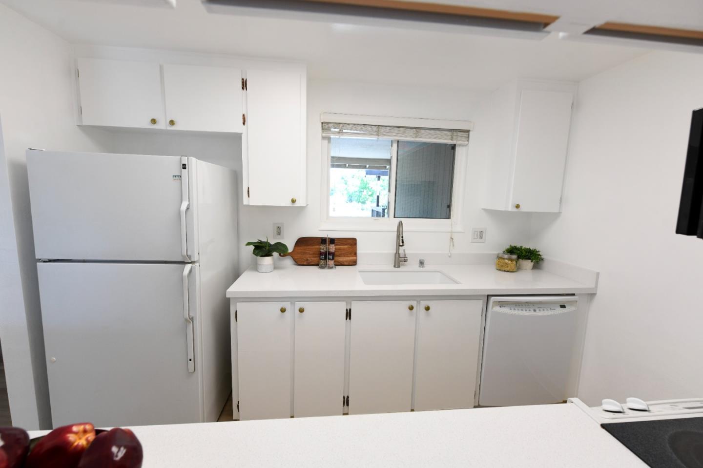 Photo #8: ML82048136 Listing: Photo #8