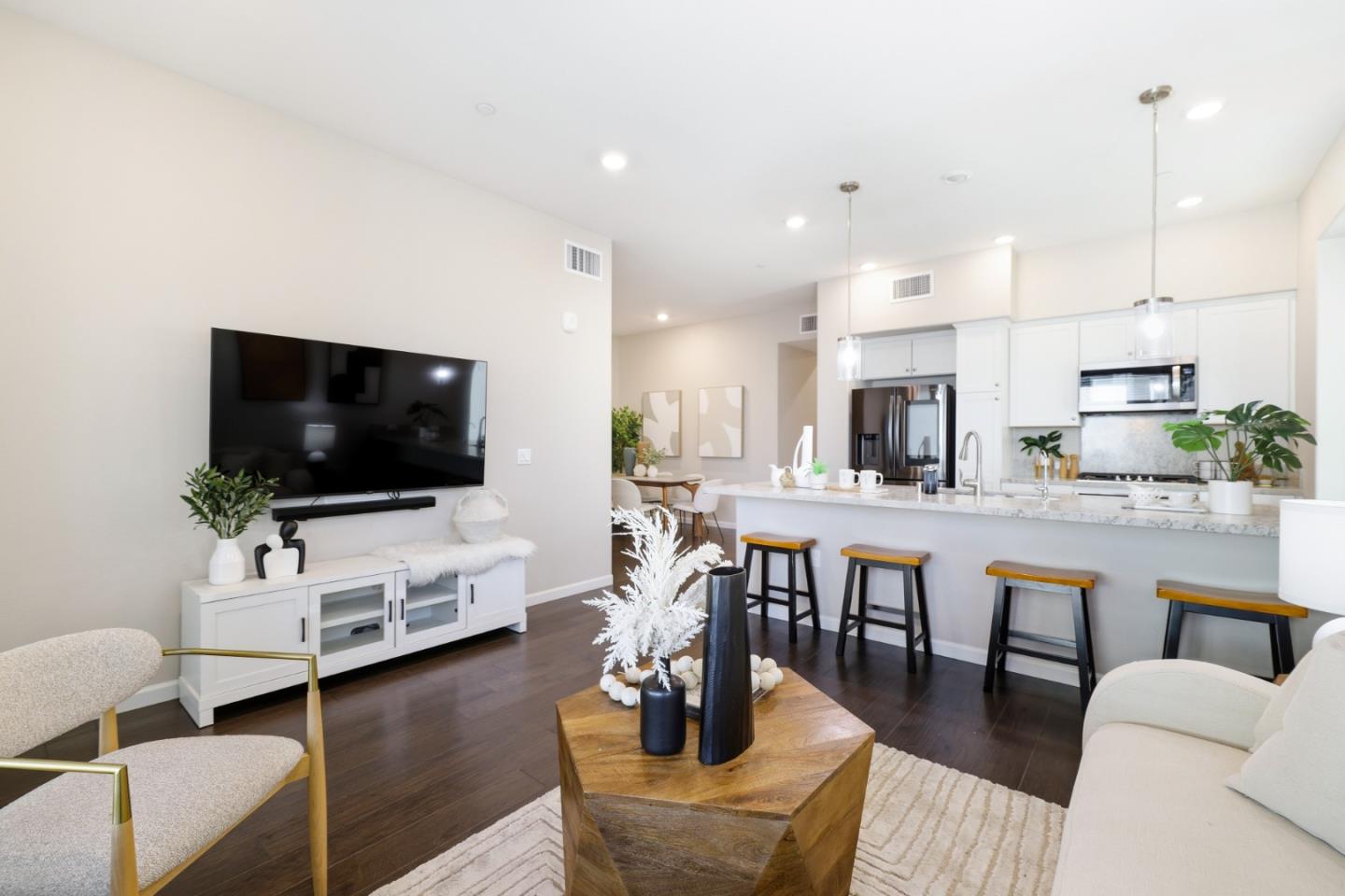 Photo #13: ML82048139 Listing: Photo #13