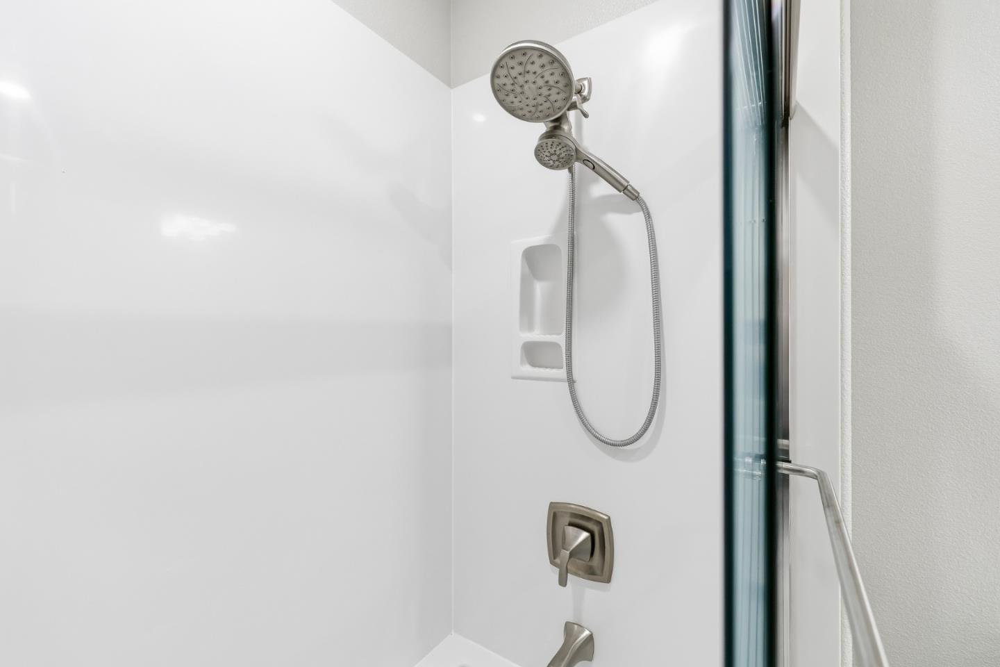Photo #33: ML82048139 Listing: Photo #33
