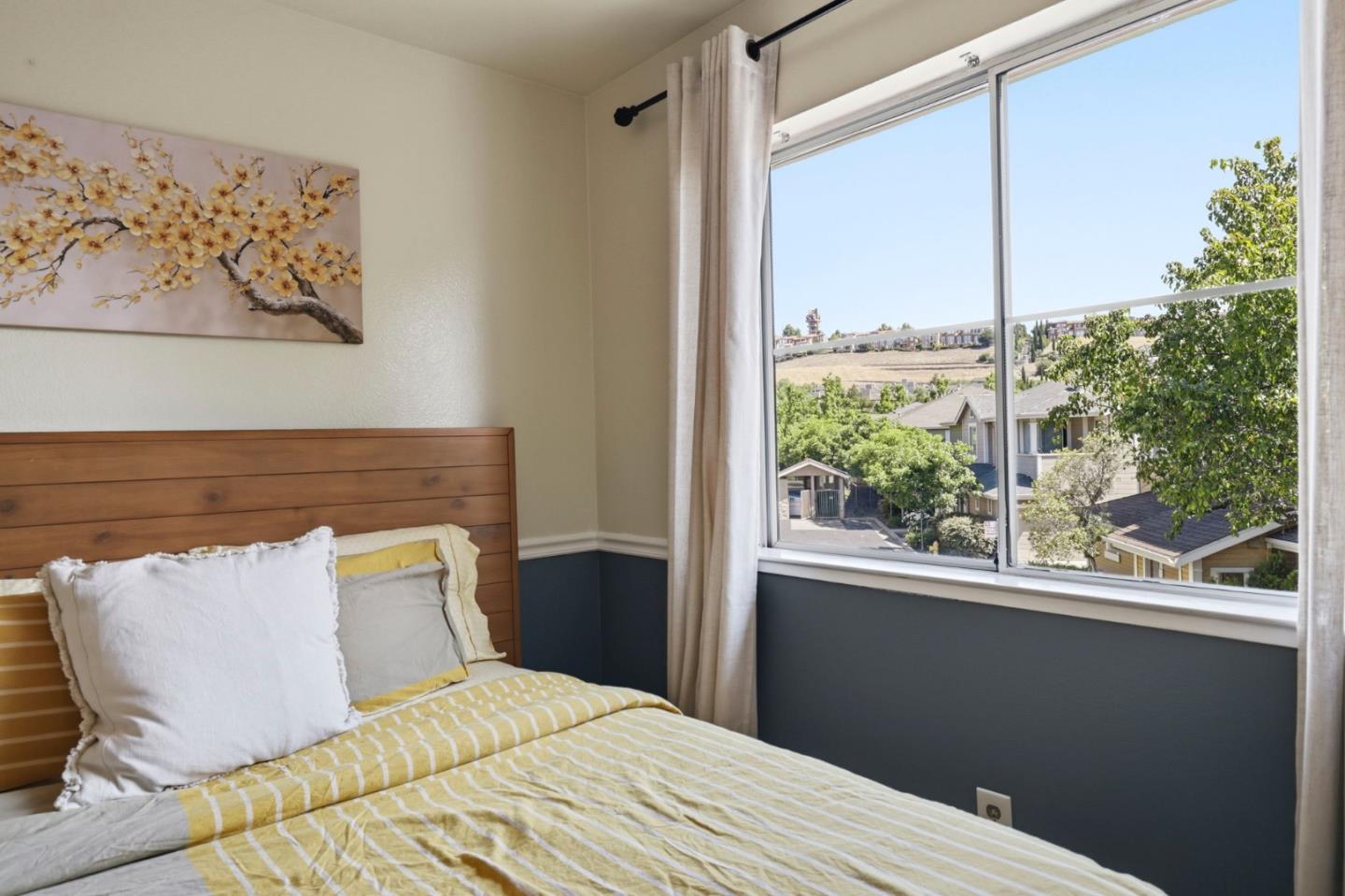 Photo #18: ML82048149 Listing: Photo #18