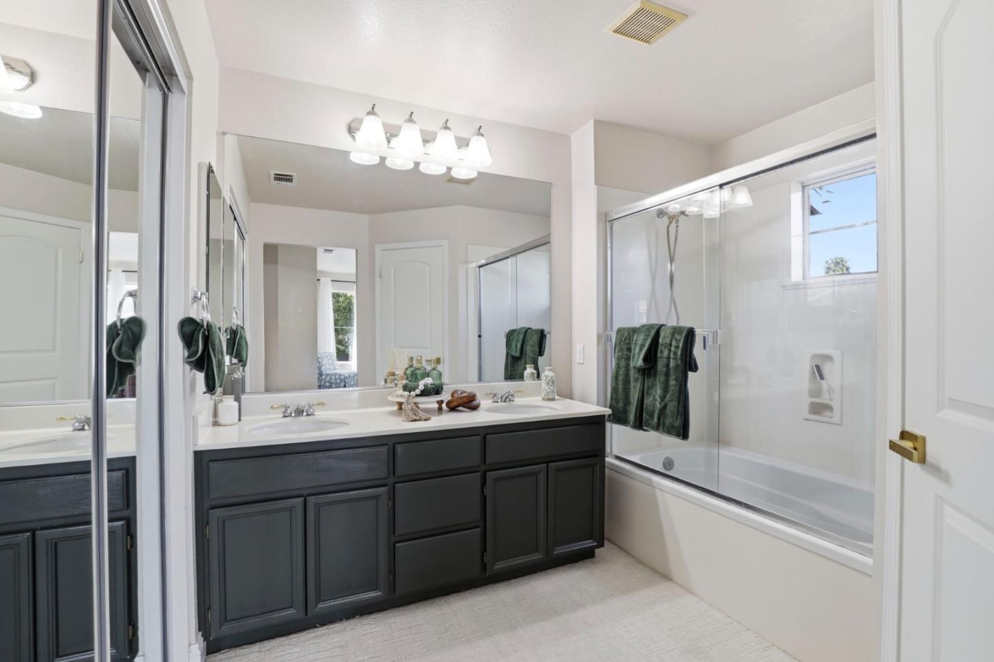 Photo #19: ML82048149 Listing: Photo #19