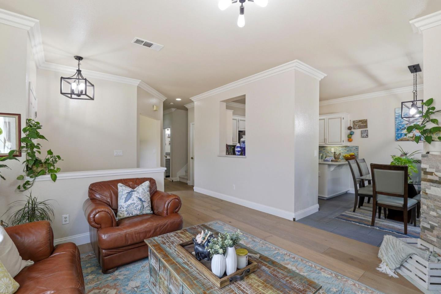 Photo #6: ML82048149 Listing: Photo #6