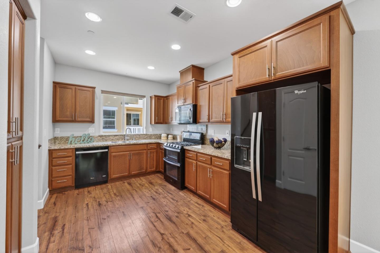Photo #5: ML82048159 Listing: Photo #5