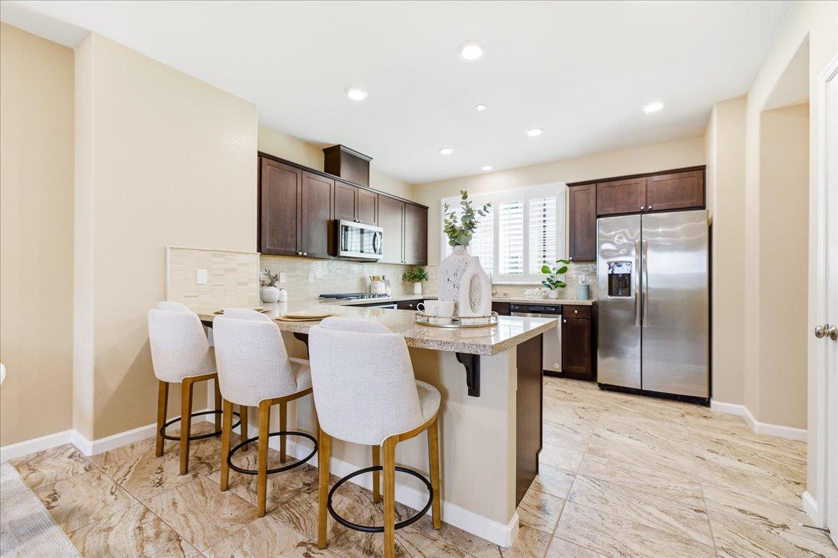 Photo #9: ML82048188 Listing: Photo #9