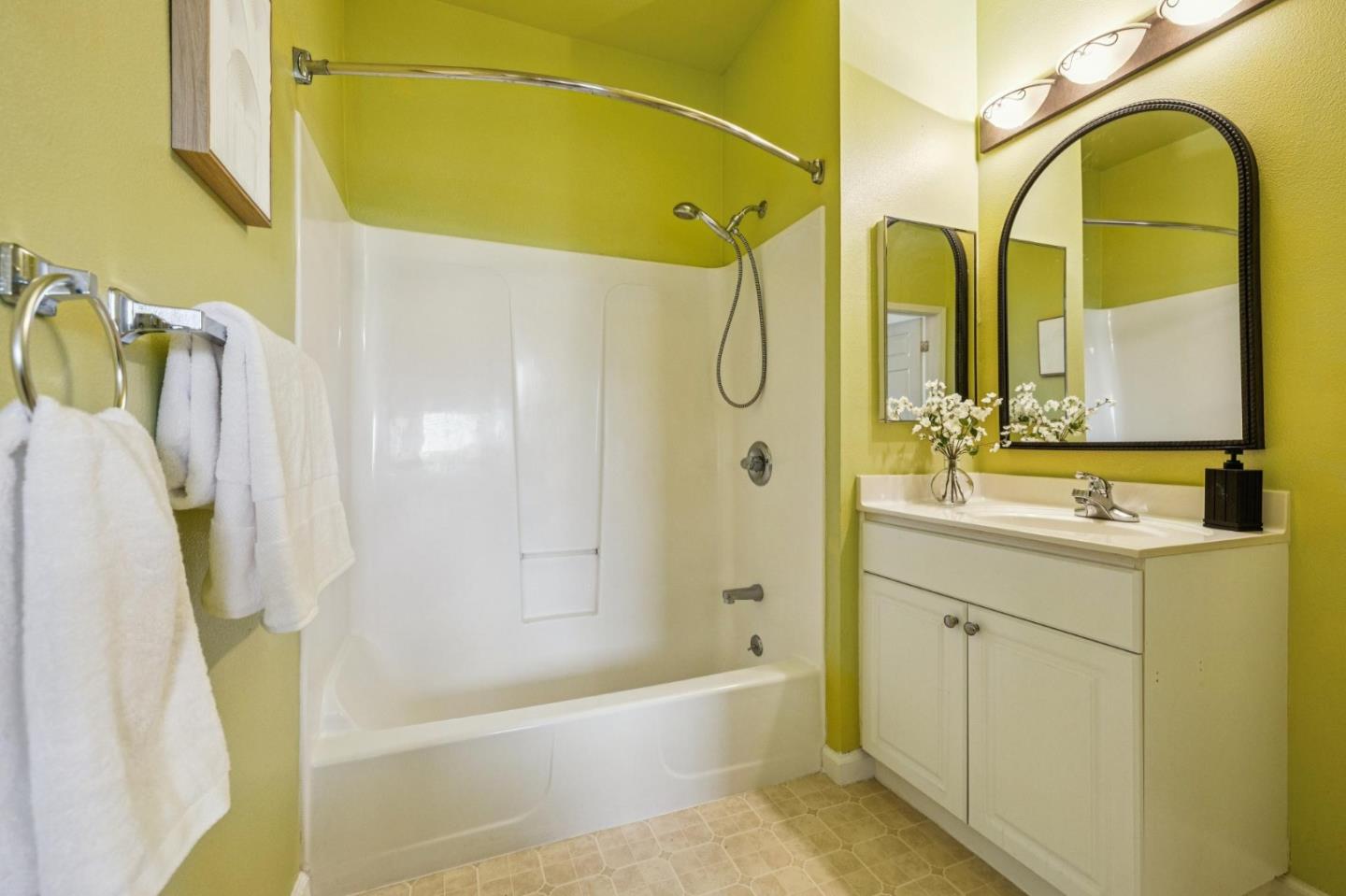 Photo #14: ML82048190 Listing: Photo #14
