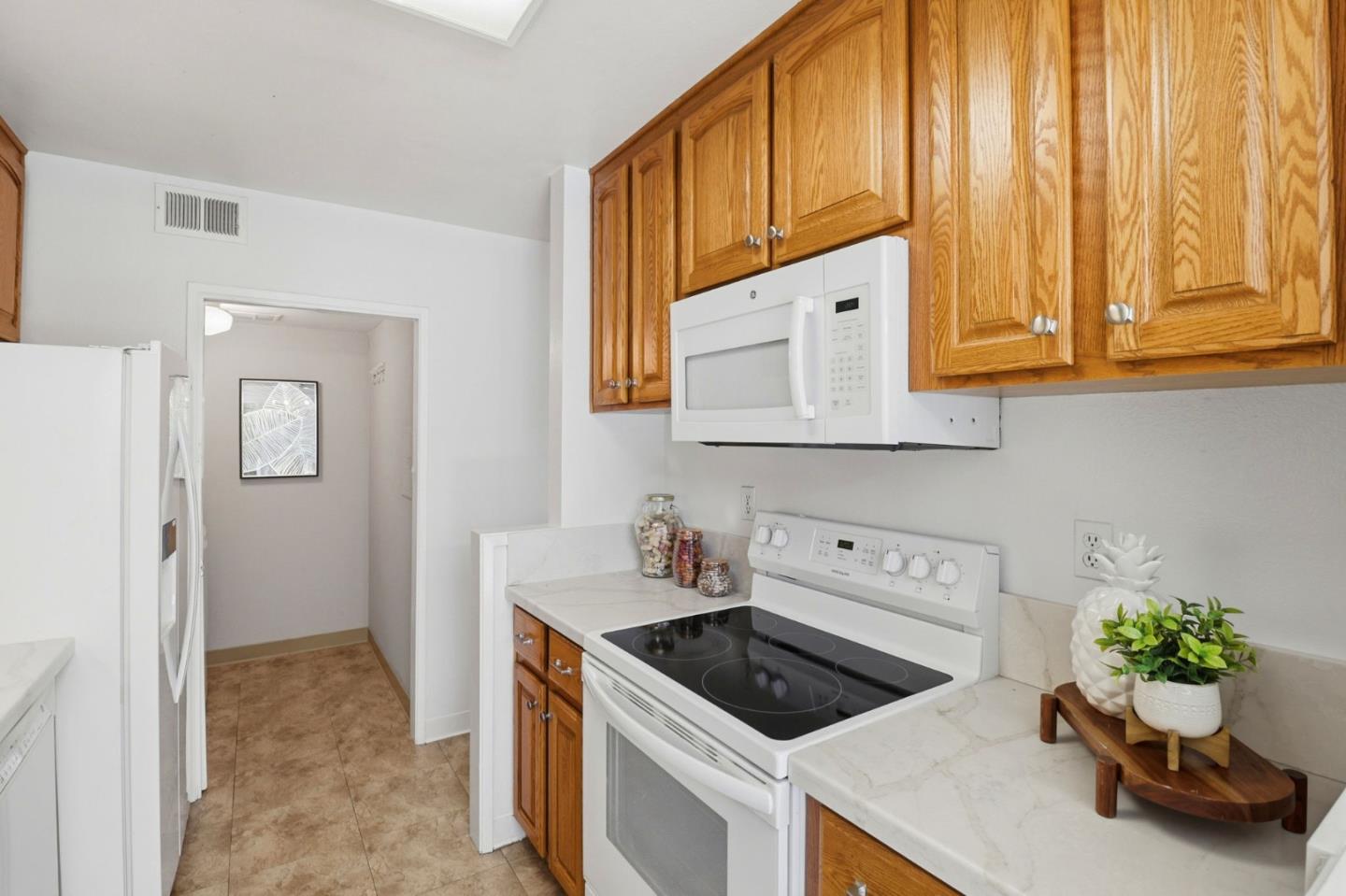 Photo #8: ML82048193 Listing: Photo #8