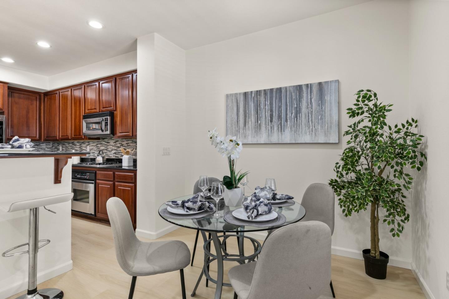 Photo #25: ML82048204 Listing: Photo #25