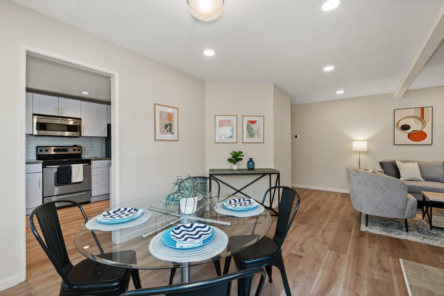 Photo #10: ML82048212 Listing: Photo #10