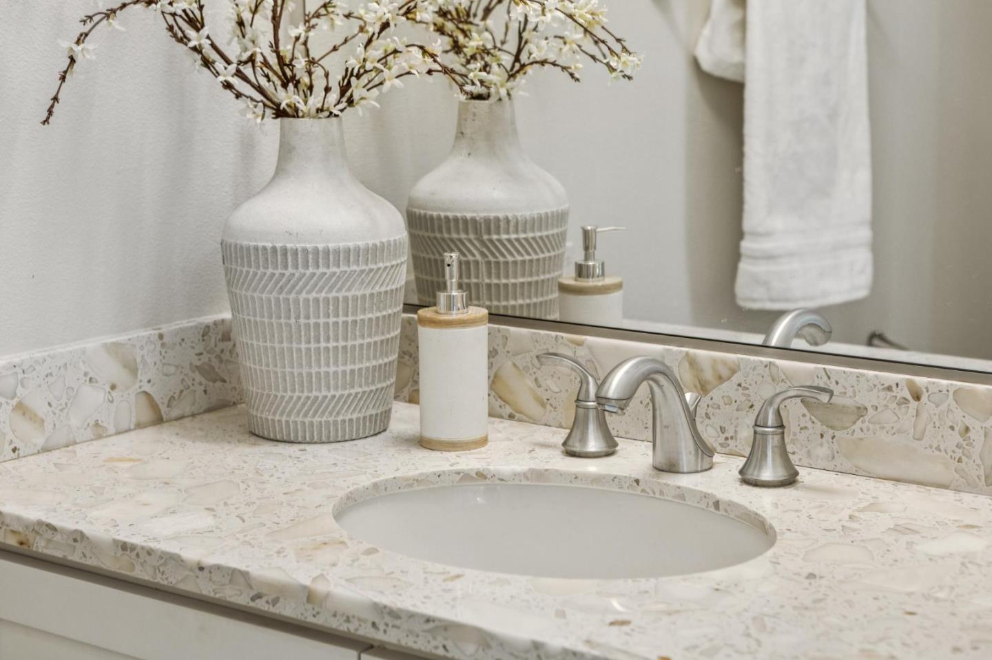 Photo #17: ML82048217 Listing: Photo #17