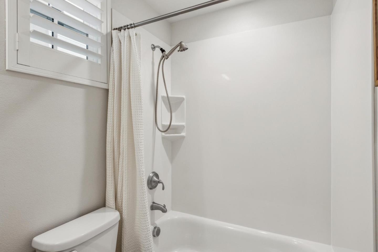 Photo #29: ML82048217 Listing: Photo #29
