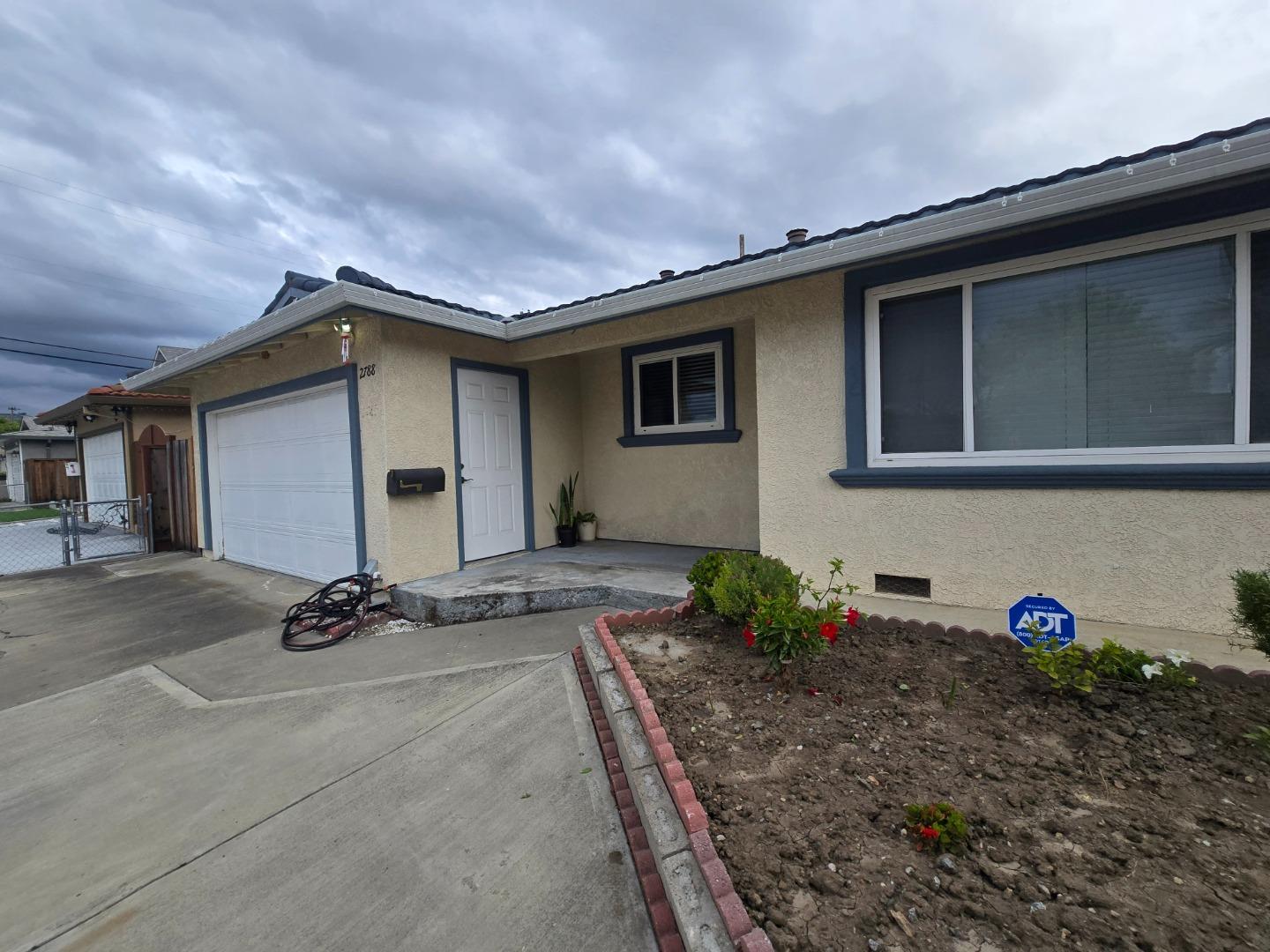 2788 Tanglewood DR, SanJose, CA 95127, Photo 2