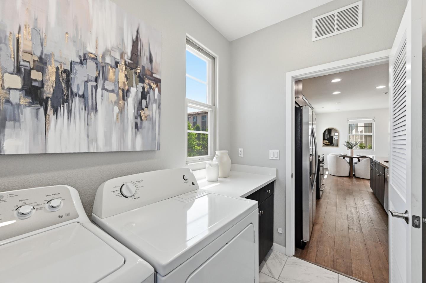 Photo #11: ML82048237 Listing: Photo #11